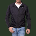 Felix – Funktionale, schwarze Outdoor-Leichtjacke