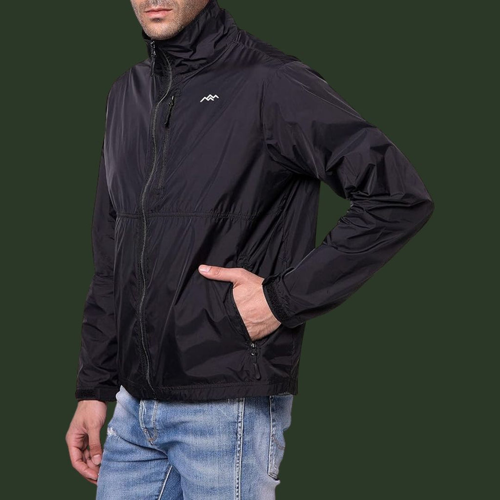 Felix – Funktionale, schwarze Outdoor-Leichtjacke